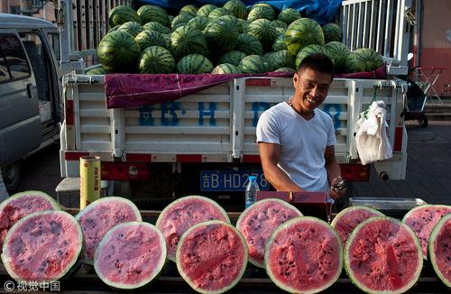 深圳吃瓜的群众,吃瓜群众的麻辣点评